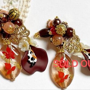 【501】 SALE 1点限定 手染めビーズ /ヘアゴム ポニーフック チャーム