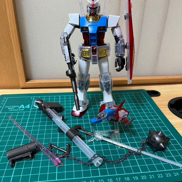 機動戦士ガンダム ガンプラ MG 1/100 Ver2.0 ソリッドクリアリバース ラストワン賞 ジャンク 素組み完成品