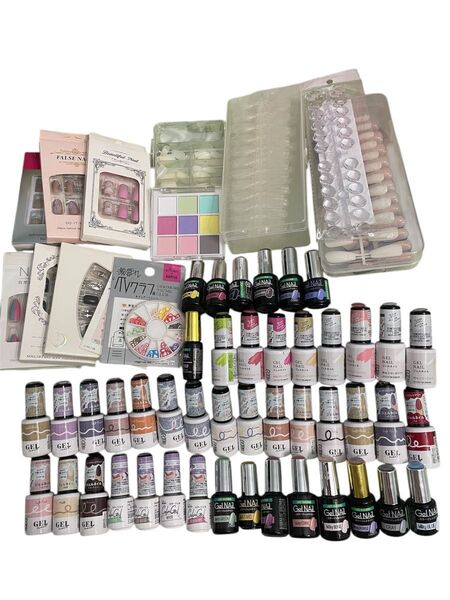 ジェルネイル ネイルチップ ネイルパーツ まとめ売り 廃盤品