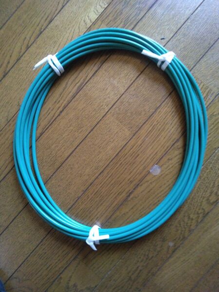 KIV8sq緑色10m 新品未使用