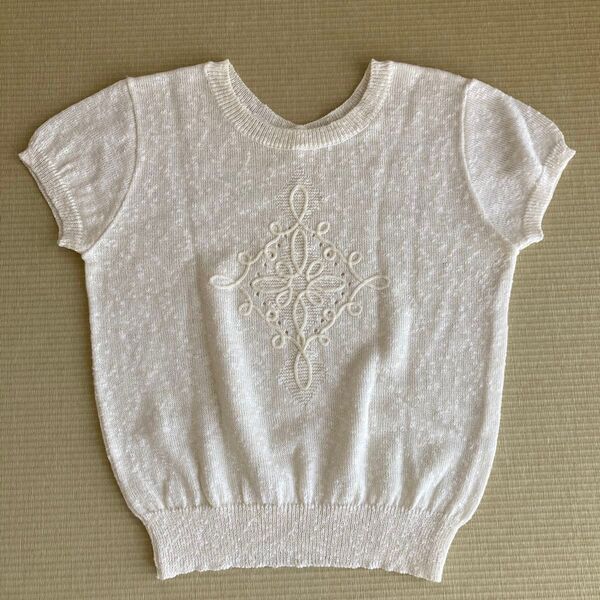 オフホワイト レディースニット Lサイズ 半袖 トップス 刺繍入り