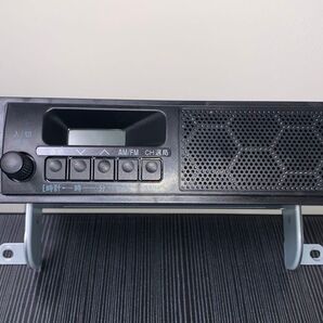 新車外した商品スズキ 純正 1DIN AM FM ラジオチューナー 39101-82M26 スピーカー内蔵 ラジオデッキ