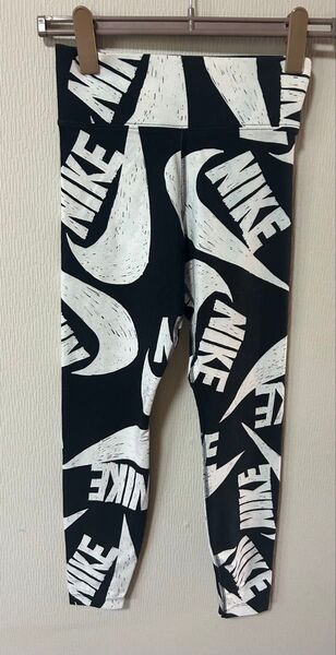 NIKE レギンス Sサイズ ジム、ダンス