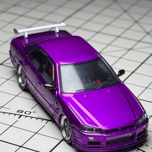 カスタムペイント ミニカー 1/64 スカイライン (ER34) クロームパープル