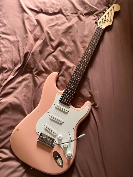 Squier by Fender BULLET STRAT ピンク ストラトキャスター