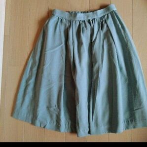 ミントグリーン フレアスカート S