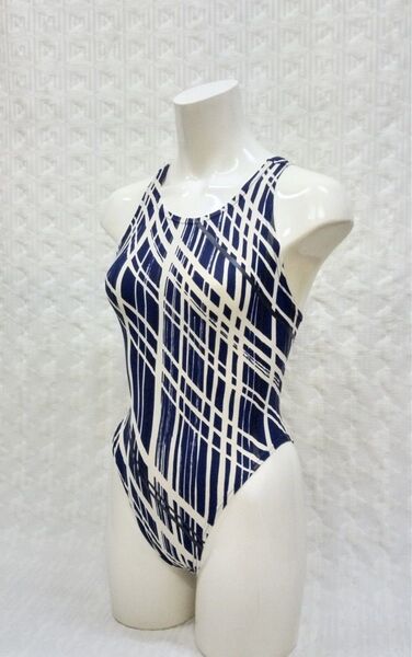 ハイレグ 水着 競泳水着 新品 Mサイズ ワンピース