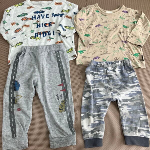 ベビー 90㎝ 長袖Tシャツ2枚・パンツ2枚セット 男の子 働く車 恐竜 迷彩 カモフラ