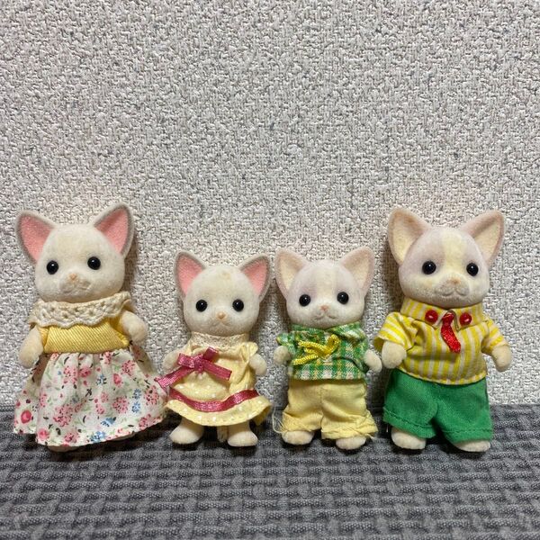廃盤 チワワファミリー 中古品 シルバニアファミリー