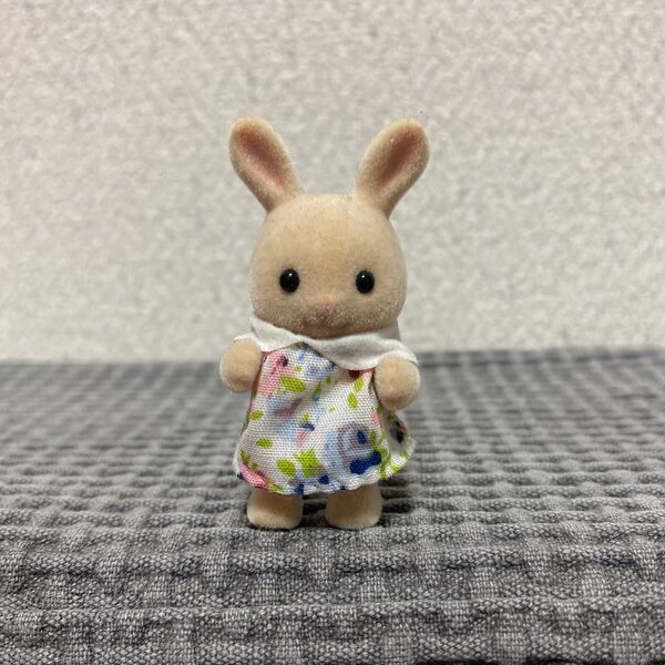 非売品 シルバニアパーク みるくウサギの赤ちゃん シルバニアファミリー