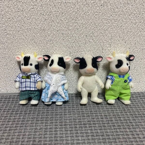 ウシ おじいさん おばあさん お父さん お母さん