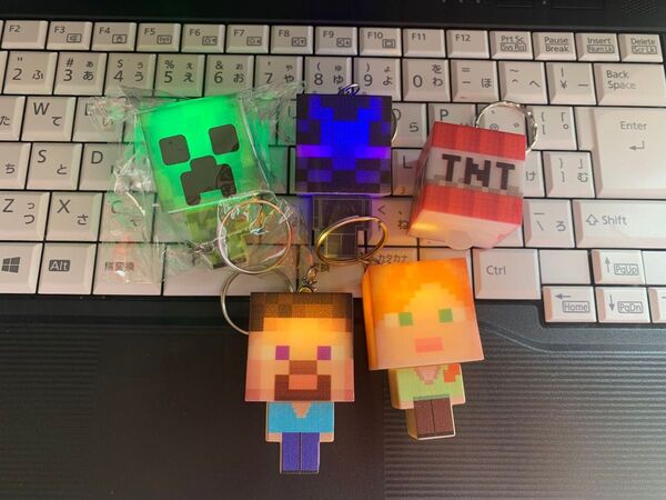 マイクラ キーホルダー スティーブ アレックス エンダーマン TNT Minecraft フィギュア マインクラフト クリーパー