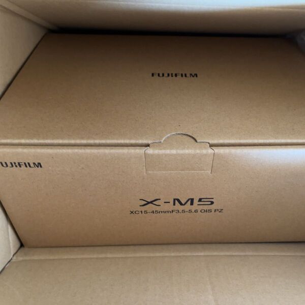 FUJIFILM x-m5 レンズキット ブラック 富士フイルム