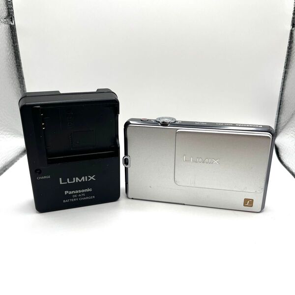Panasonic LUMIX DMC-FP1 コンデジ シルバー パナソニック デジタルカメラ コンパクトデジタルカメラ