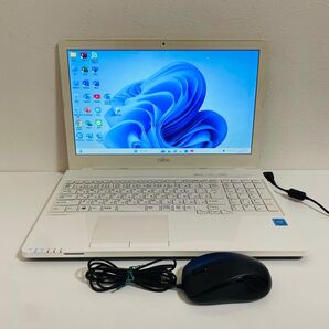 Y585 FujitsuノートパソコンWEBカメラSSD高速Windows11