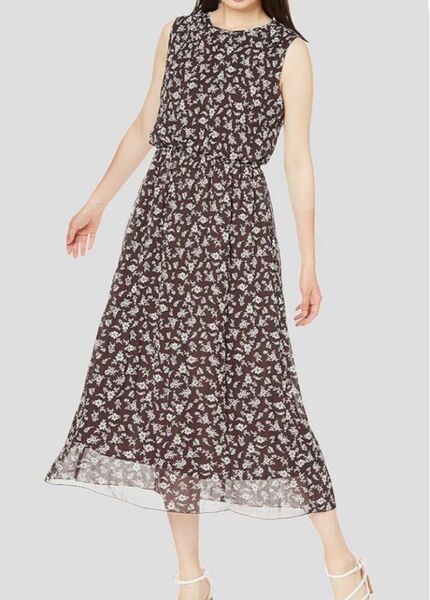 ナチュラルビューティーベーシック ワンピース 茶色白 花柄 sizeS