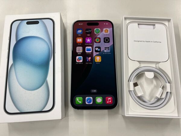美品 SIMフリーiPhone 15 128GB ブルー 一括購入 付属品未使用