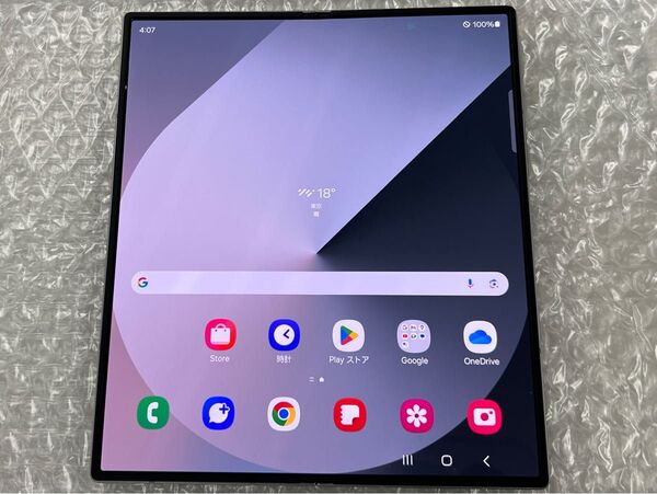 未使用近い SIMフリー サムスン Galaxy Z Fold6 SCG28 12GB/256GB シルバー 一括購入