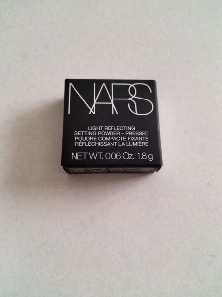 NARS ナーズ ライトリフレクティングセッティングパウダー プレストN ミニ ミニサイズ 1.8g新品未使用