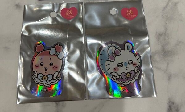 スマホに貼れるサイズのステッカー ち ちいかわ ステッカー まじかるちいかわ 古本屋 モモンガ カニちゃん