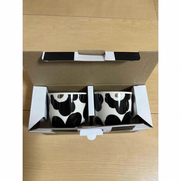 marimekkoマリメッコ ウニッコ ラテマグ 2個 ブラック&シルバー 新品