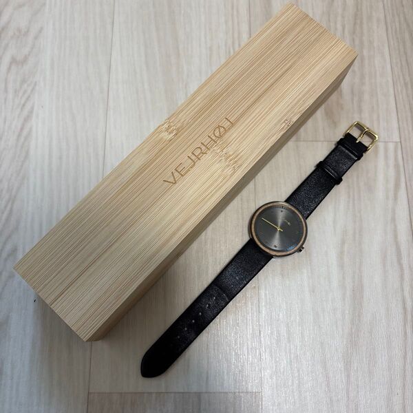 VEJRHJ ヴェアホイBLACK&GOLD