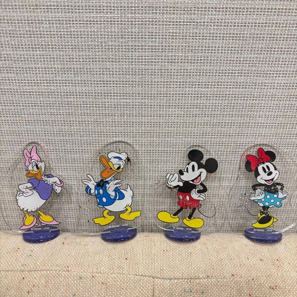 ディズニー アクリルスタンド アクスタ ミッキー ミニー ドナルド デイジー ディズニーザマーケット キーホルダー