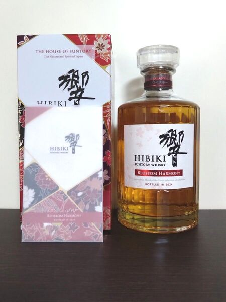サントリー ウイスキー 響 BLOSSOM HARMONY ブロッサムハーモニー2024 HIBIKI 箱付き 1本