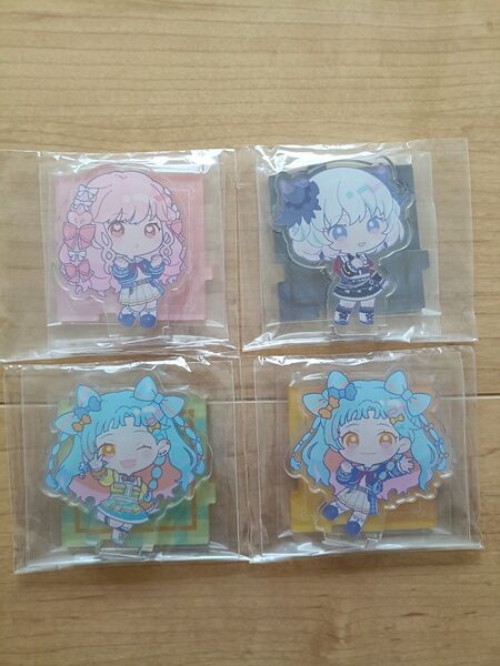 アイカツアカデミー! アクリルスタンド 4点セット 新品未使用品 匿名配送 ナムコ限定