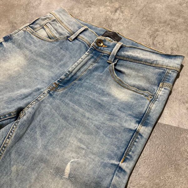 【ZARA MAN】ザラ マン ストレッチ アンクル丈 テーパードデニムパンツ USA31 ライトブルー ダメージ加工 ウォッシュ