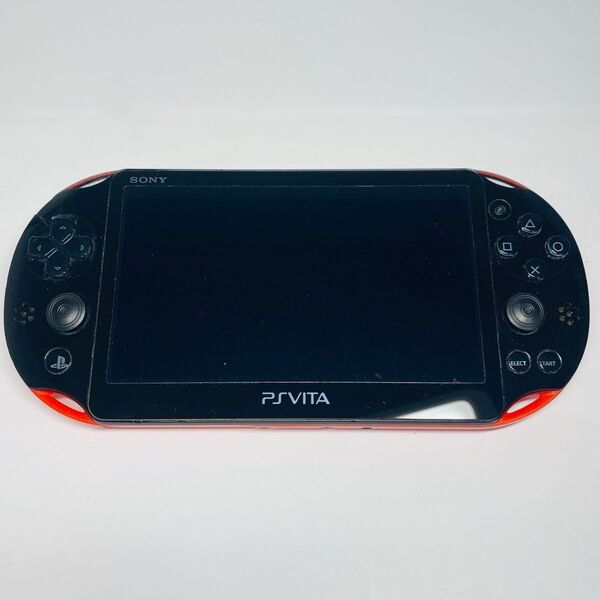 【470】 PS Vita Wi-Fiモデル レッド/ブラック