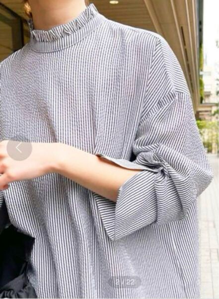 定価16500円 スピックアンドスパン フリルカラーストライプブラウス