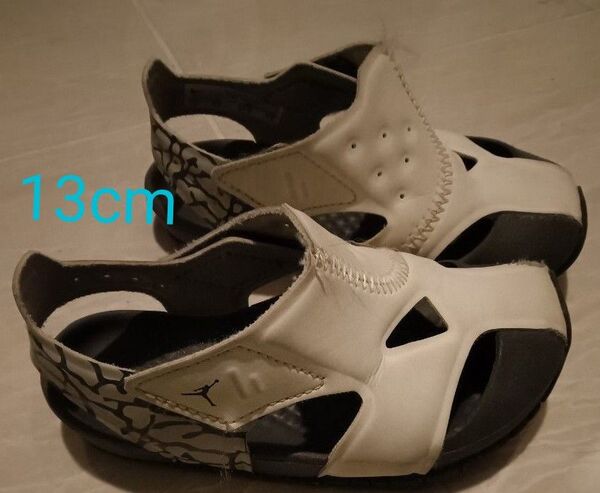 NIKE Jordan 白 サンダル 13cm