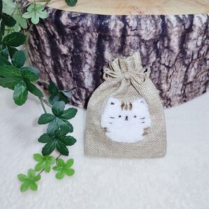 ミニ巾着 パンチニードル 刺繍糸 ハンドメイド とらねこ