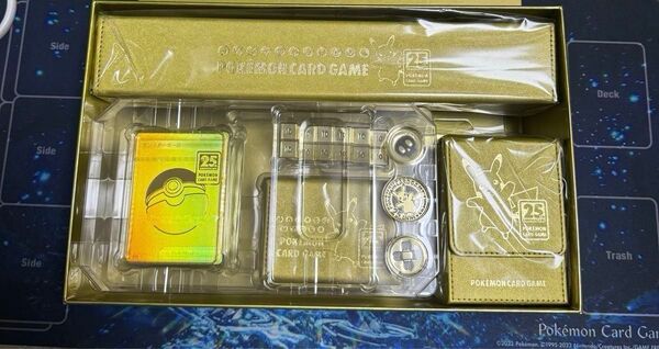 ポケモンカードゲーム 25周年 ゴールデンボックス プロモパック、ゴールデンピカチュウv無し