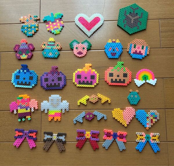 アイロンビーズ まとめ売り ハンドメイド作品