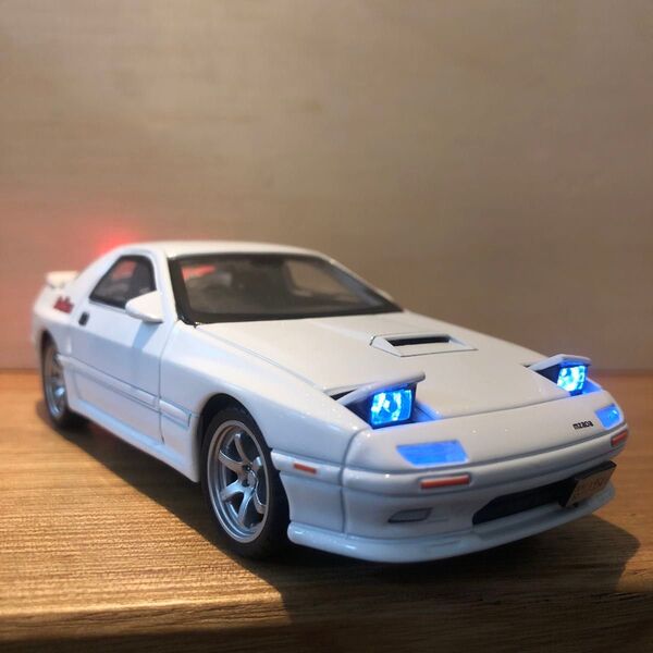 1/32 マツダ RX-7 FC3S 頭文字D ミニカー 高橋涼介 イニシャルD サバンナ ロータリー 白 mazda FC