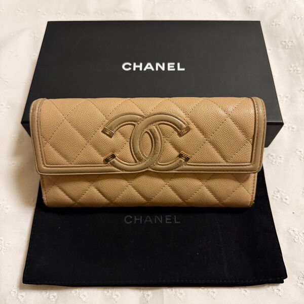 CHANEL ベージュ フィリグリー 長財布 キャビアスキン ココマーク シャネル