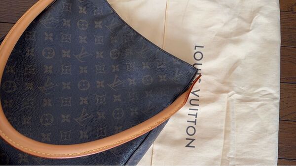Louis Vuitton ルイヴィトン ルーピングGM バック