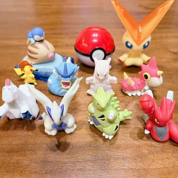 【匿名配送】 ポケモン 指人形 ソフビ人形 まとめ売り ミニフィギュア
