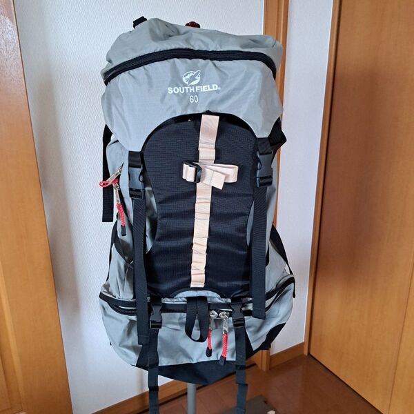 SOUTH FIELD バックパック 60L グレー