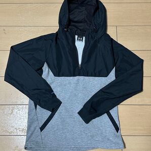 UNDER ARMOUR フード付きウィンドブレーカー MD