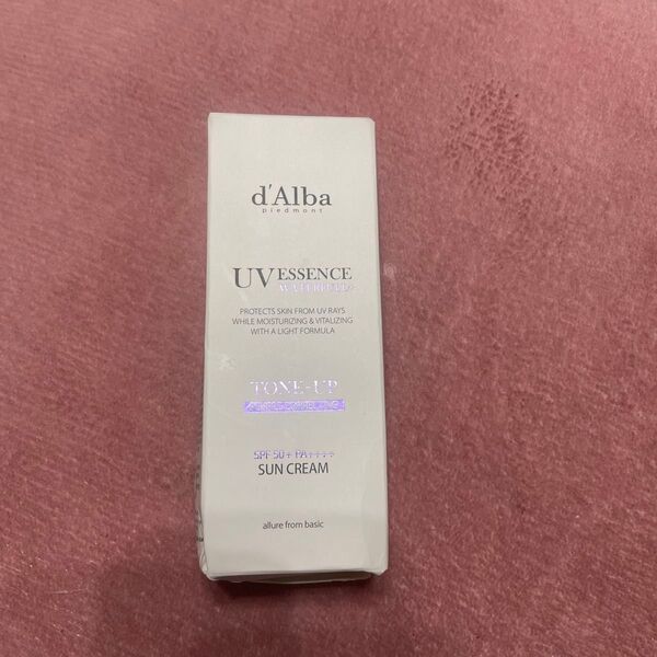 d'Alba UV ESSENCE WATERFULL TONE-UP SUN CREAM パープル 新品未開封