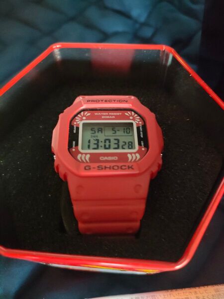 G-SHOCK DW-56000A-4JR ダルマ