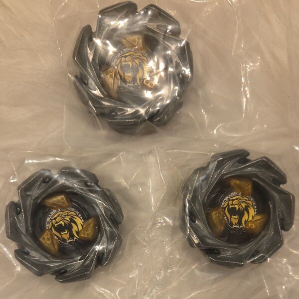 【未使用品】ベイブレードX レオンクレスト ブレード×3個