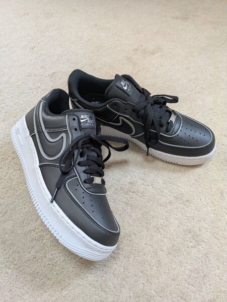 NIKE AIR FORCE 1 '