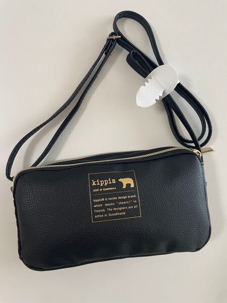 kippis 2層式お財布&スマホショルダー一体型バッグBOOK (宝島社ブランドブック)¥2,970(税込)