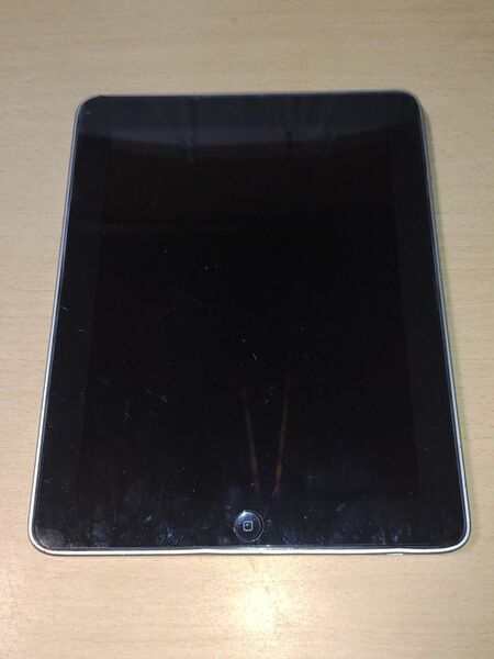 iPad 16GB A1219 本体のみ