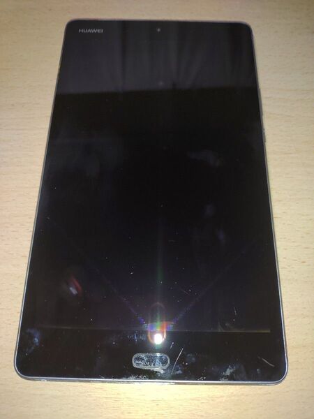 HUAWEI タブレット CPN-W09