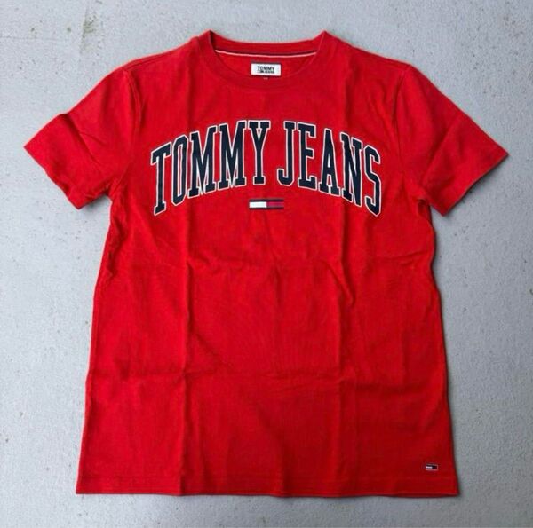 TOMMY JEANS トミー Tシャツ XS